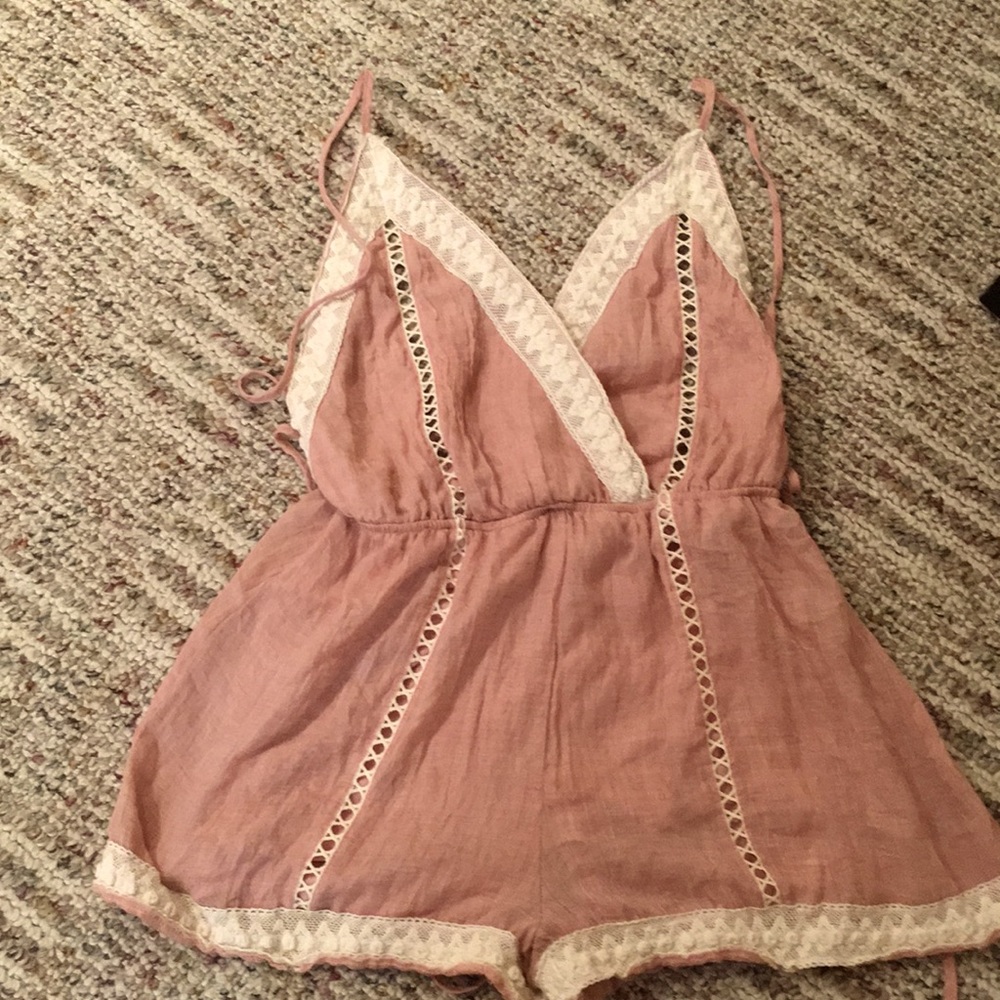 PINK BACKLESS ROMPER